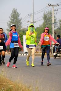 BIB: 400, 452, 48059
                            <button type="button" onclick="openModal(8875121)" class="btn btn-primary btn-sm float-right btn-popup" data-toggle="modal" data-target=".modal-high-quality">
                        <i class="fas fa-shopping-cart"></i> Add to Cart
                    </button>
                                            <button type="button" onclick="isThisMe(8875121, true)" class="btn btn-success btn-sm float-right btn-popup btn-isme hidden" data-toggle="tooltip" data-placement="bottom" title="นี่คือรูปของคุณใช่ไหม คลิกที่นี่เพื่อเอาเข้าอัลบั้ม">
                        <i class="fas fa-plus"></i> Add to album
                    </button>
                    <button type="button" onclick="isThisMe(8875121, false)" class="btn btn-warning btn-sm float-right btn-popup btn-isnotme hidden">
                        <i class="fas fa-ban"></i> Remove from album
                    </button>